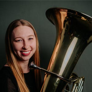 Samantha Lake, Tuba